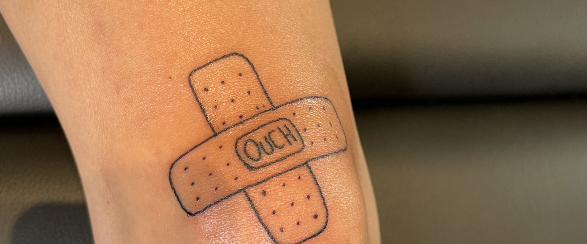 Bandaging and Cleaning: A Comprehensive Guide to Tattoo Aftercare